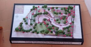 Complejo Multifuncional por la Arq María Victoria León