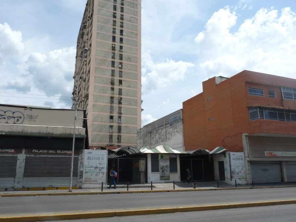Optimización de Mercados de Pequeños Comerciantes en maracay 2